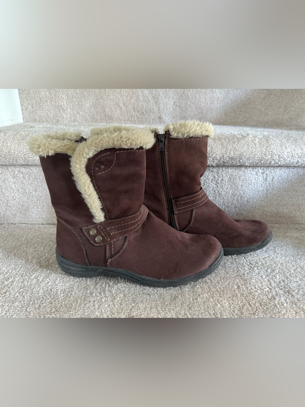 Earth Spirit Brown Faux Suede Winter Boots with Cream Faux Fur Trim